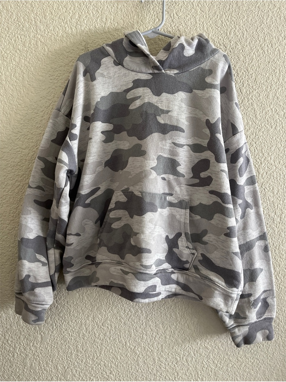 Old Navy Camoflague Hoodie Kids Size Large